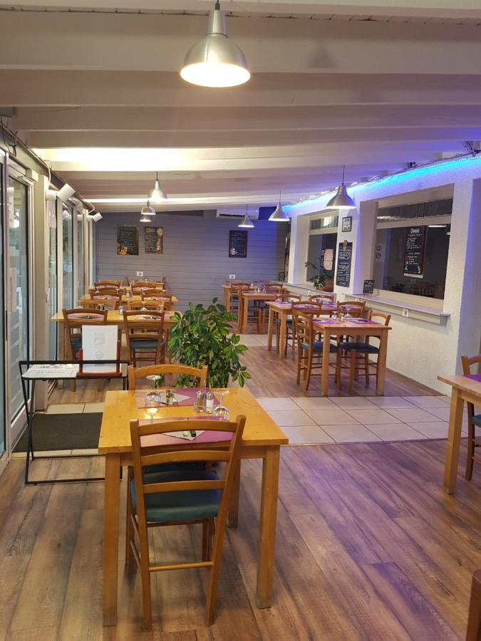 Le Sporting Ξενοδοχείο Beaumont-sur-Leze Εξωτερικό φωτογραφία